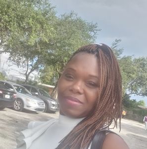 Meet your Posher, Leshonda